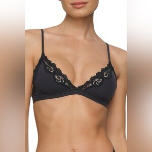 SKIMS Fits Everybody Lace Triangle Bralette